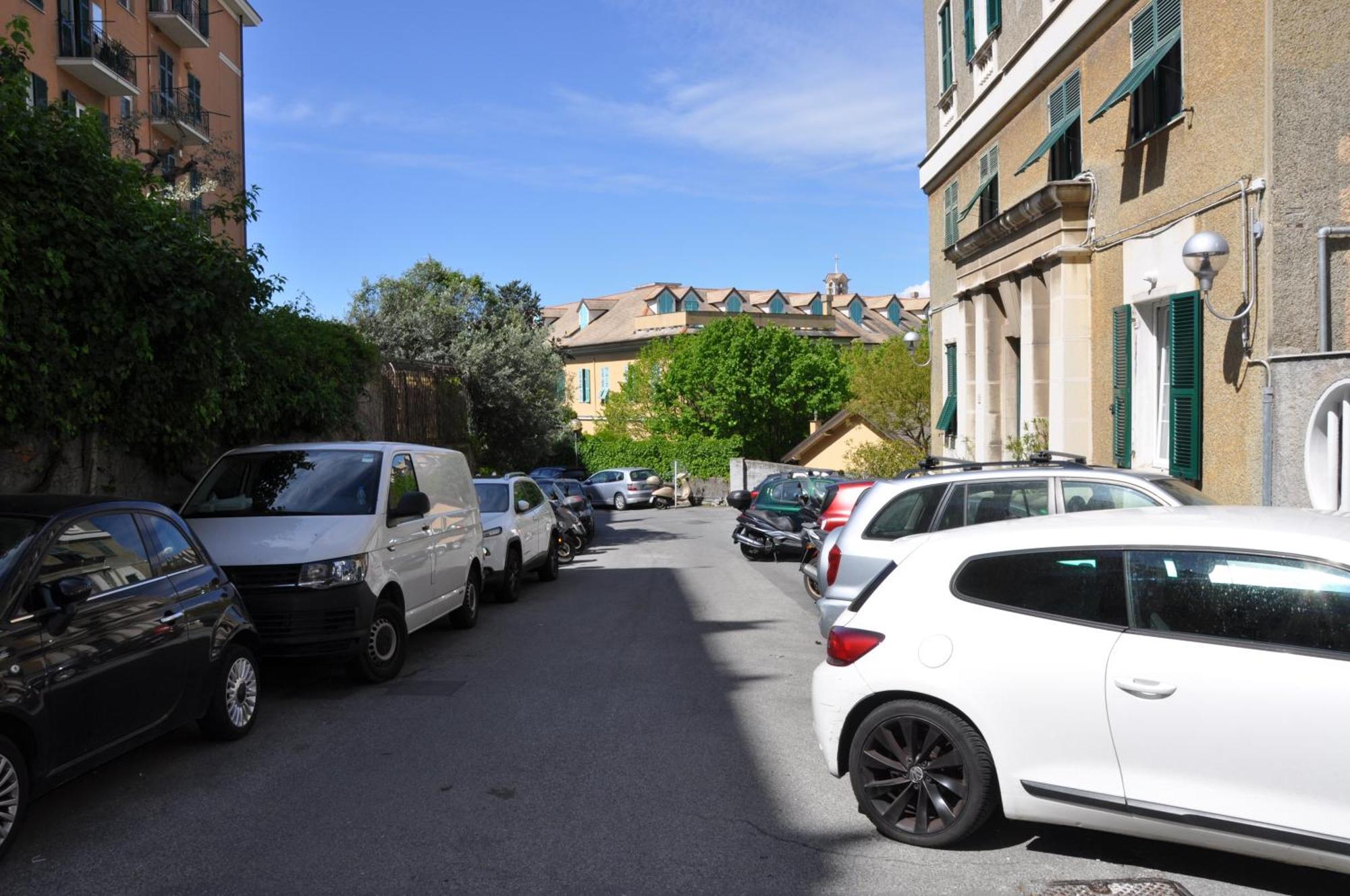 Apartment Montallegro 32m Free Parking
