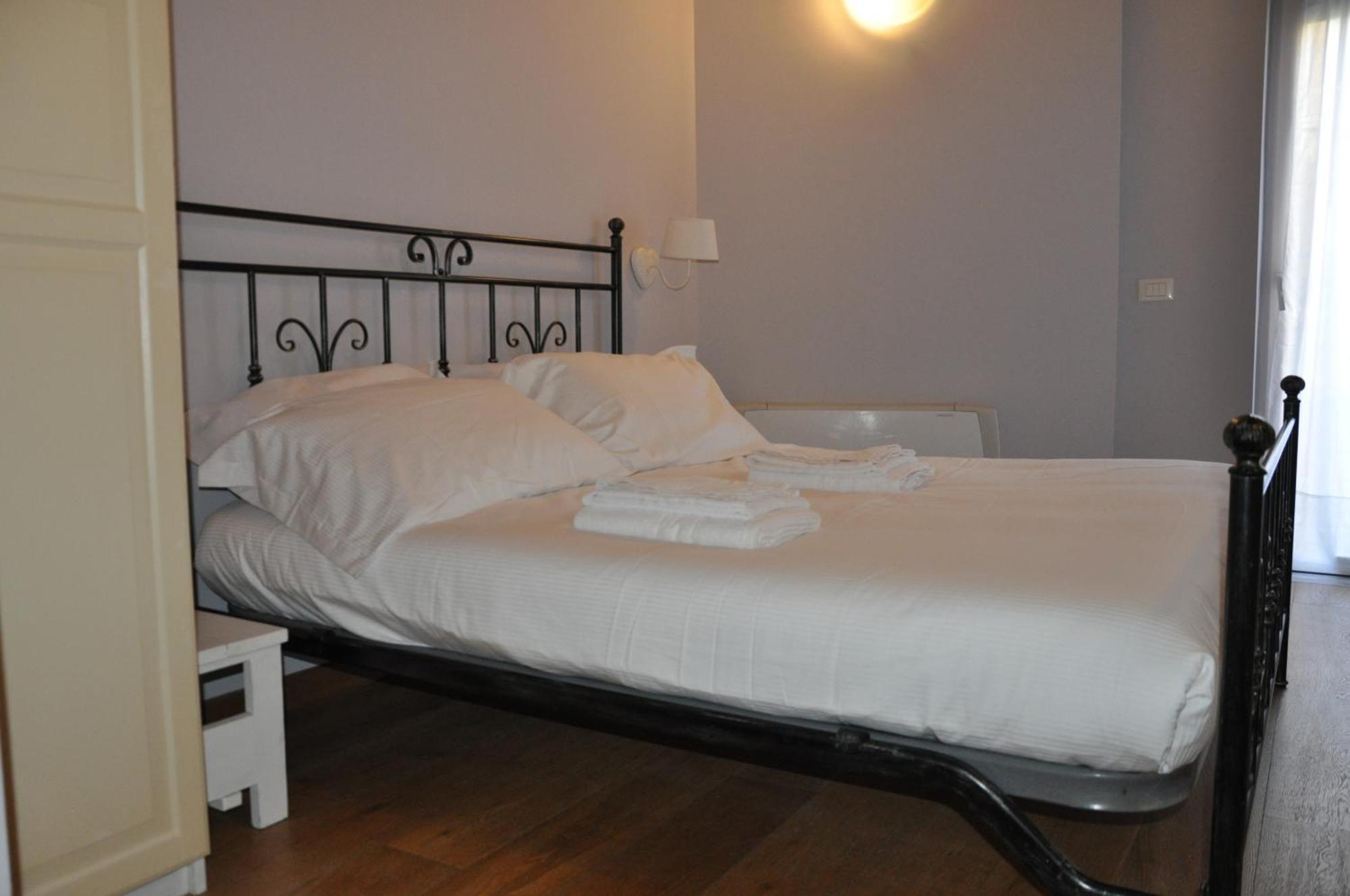 Apartment Montallegro 32m Free Parking Genua