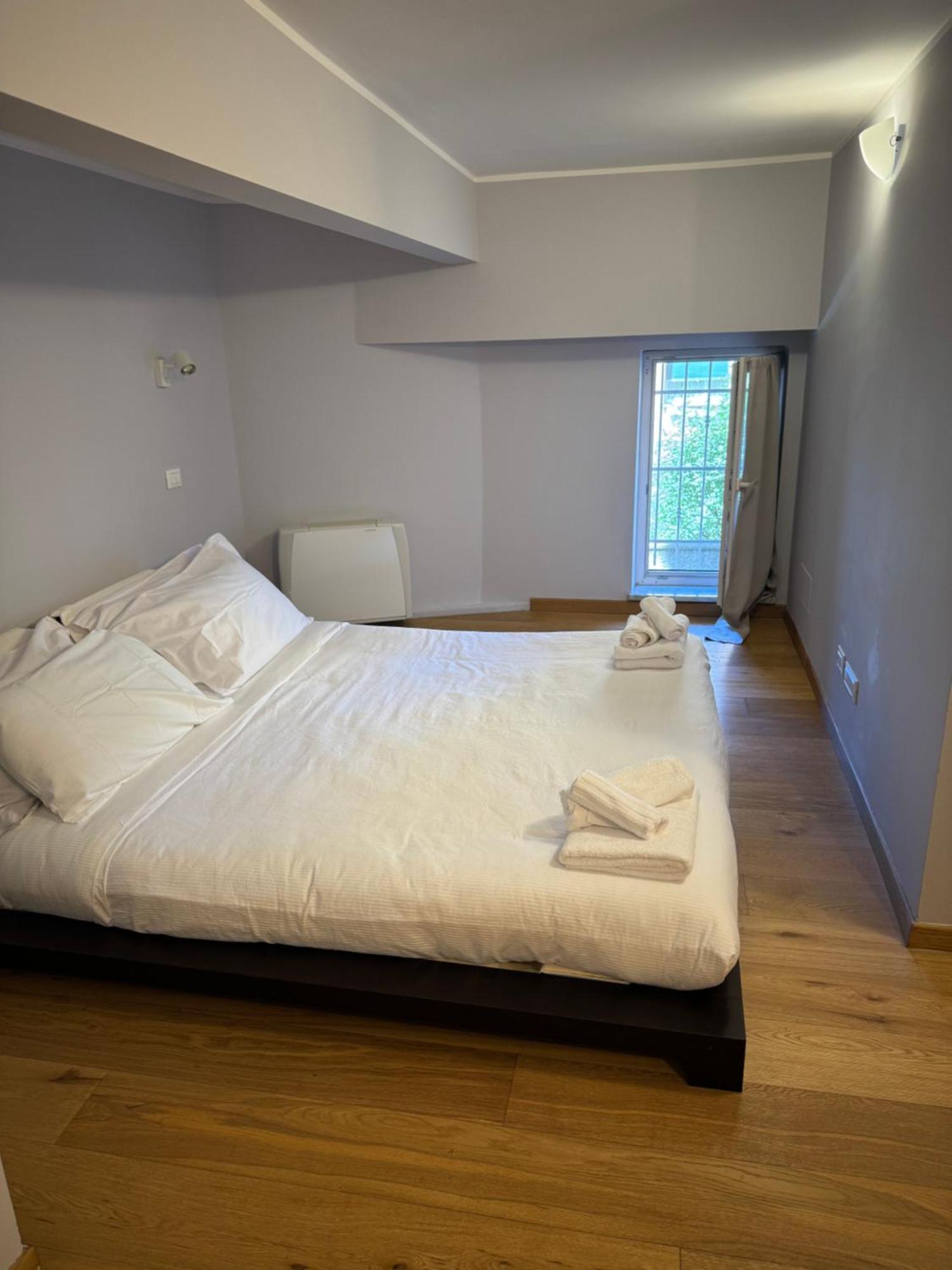 Montallegro 32m Free Parking Genua